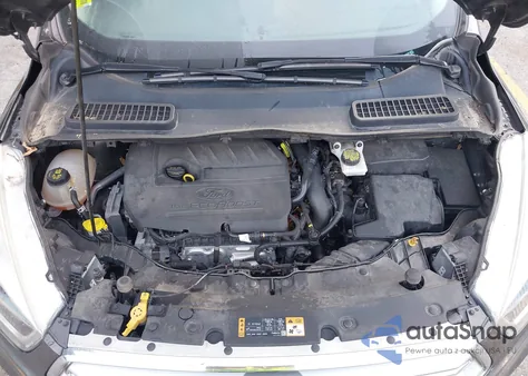 2017 Ford Escape Titanium z USA, uszkodzony, nr VIN 1FMCU9JD8HUA36798